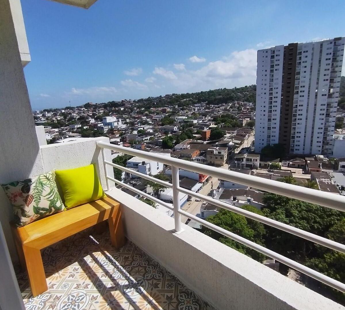 Apartamento En Cerca A La Playa De Marbella *