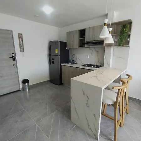 En Cerca A La Playa De Marbella Apartamento *